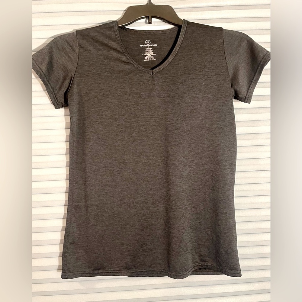 Real Essentials Womans V-Neck